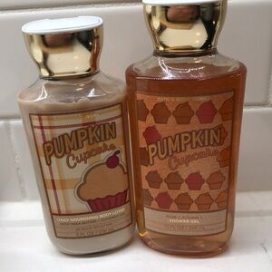 NWT! RARE! BBW Pumpkin Cupcake Shower Gel and Body Lotion Set